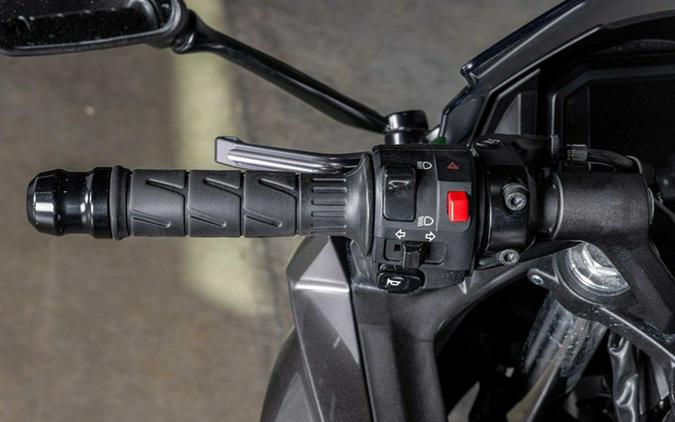 2021 Kawasaki Ninja 650 ABS Metallic Spark Black/Metallic Imperial Red