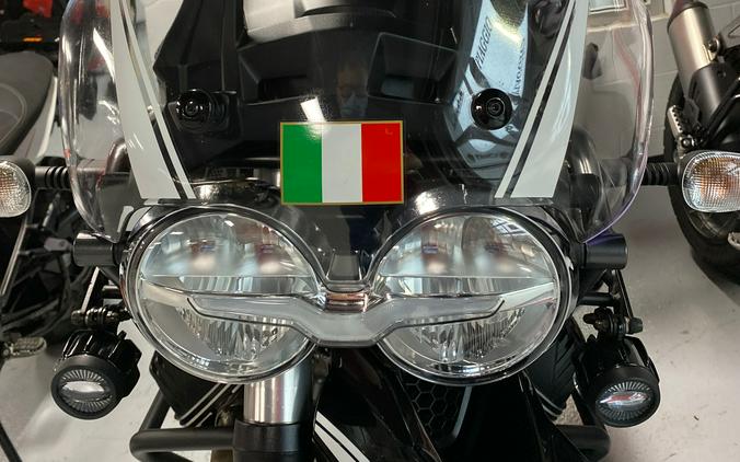 2022 Moto Guzzi V85 TT GUARDIA D'ONORE E5