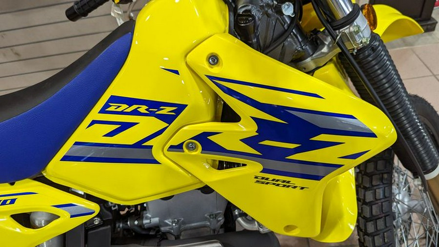 New 2024 SUZUKI DRZ 400S BASE