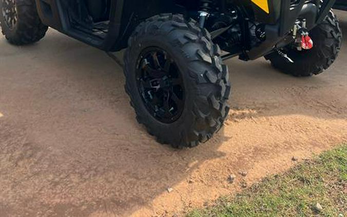 2024 Can-Am Defender XT HD10