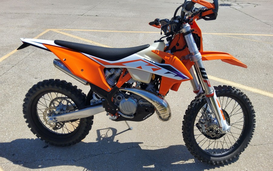 2023 KTM XC 250 W