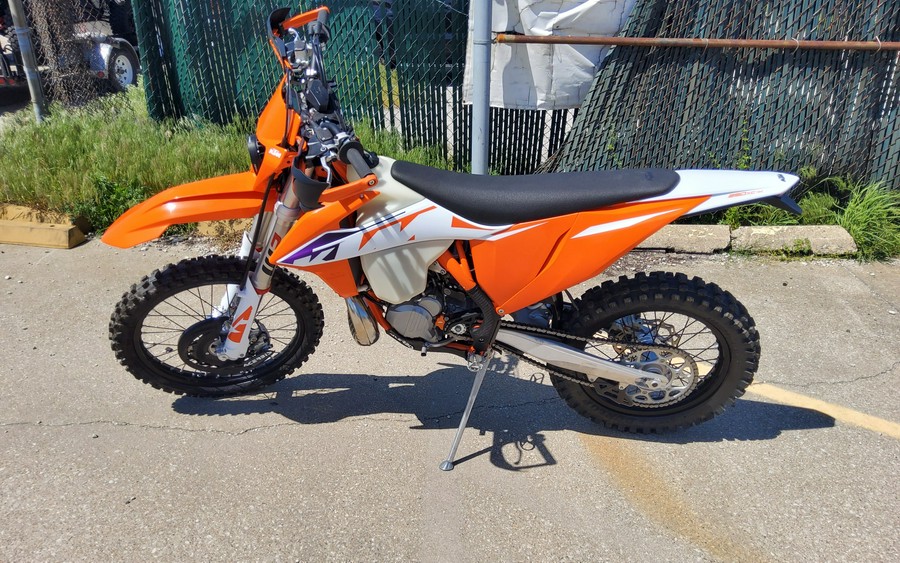 2023 KTM XC 250 W