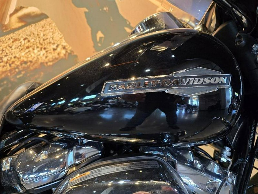 2022 Harley-Davidson® FLHX - Street Glide®