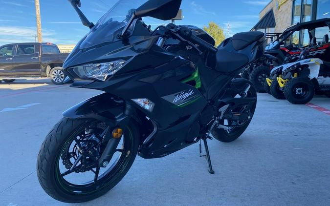 2023 Kawasaki Ninja® 400 KRT Edition