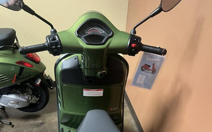 2027 Vespa GTS 310 Supersport