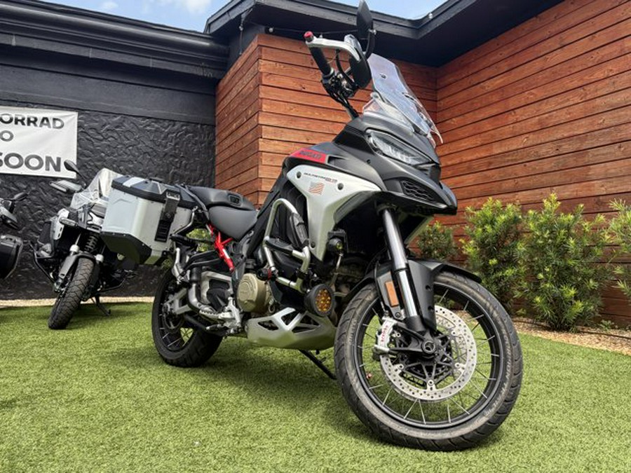 2025 Ducati Multistrada V4 Rally Travel&Radar