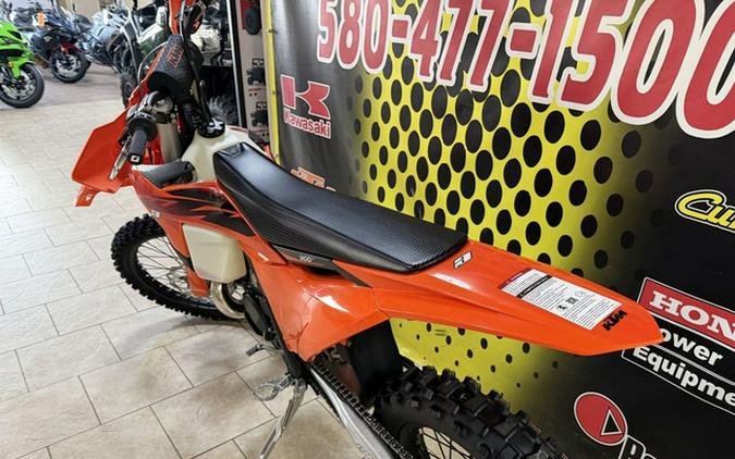 2027 KTM XC 300