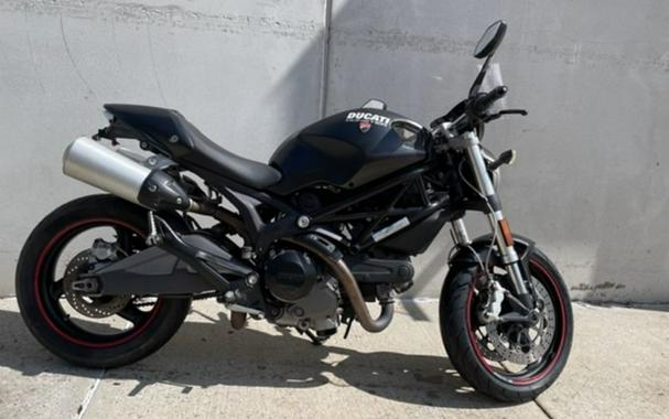 2009 Ducati Monster 696