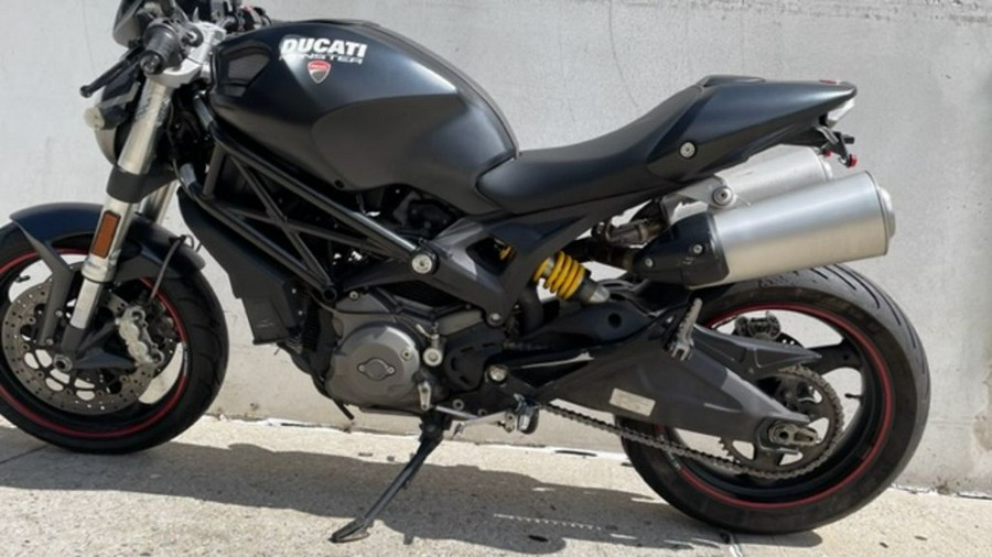 2009 Ducati Monster 696