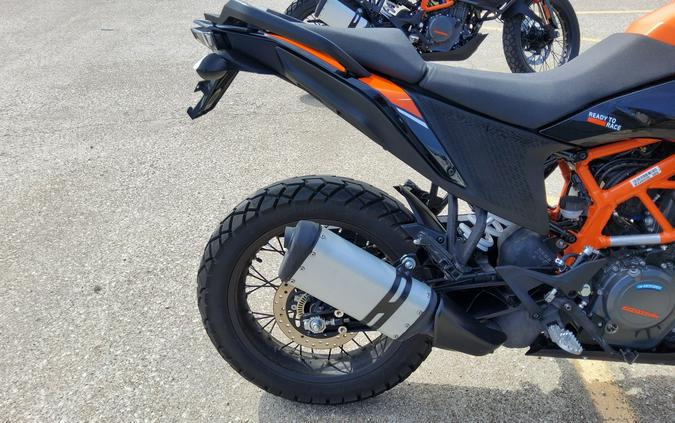 2023 KTM Adventure 390