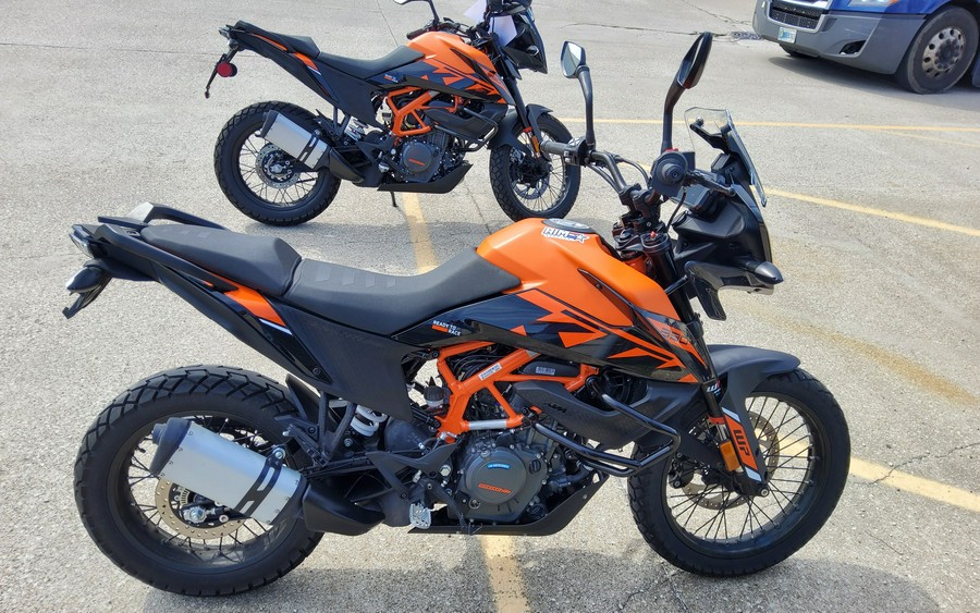 2023 KTM Adventure 390