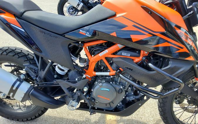 2023 KTM Adventure 390