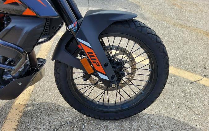 2023 KTM Adventure 390