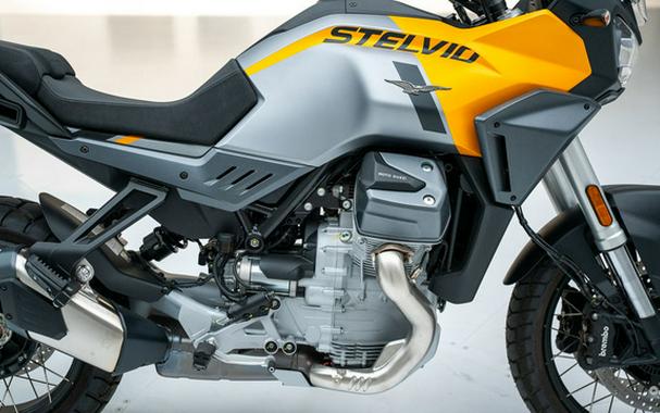 2024 Moto Guzzi Stelvio