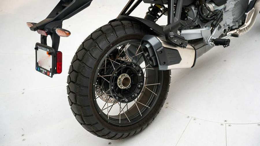 2024 Moto Guzzi Stelvio