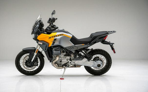 2024 Moto Guzzi Stelvio