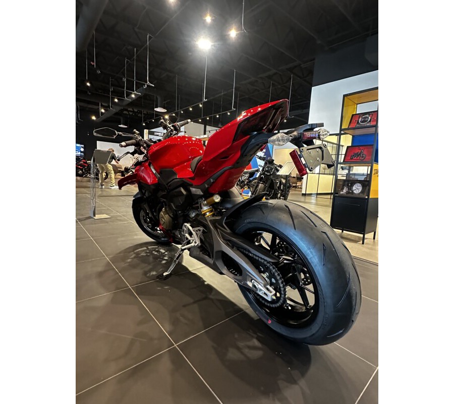 2025 Ducati Streetfighter V4