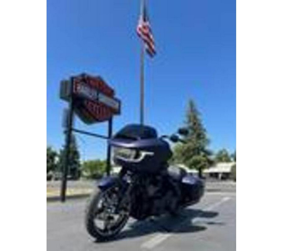 2025 Harley-Davidson® FLTRX - Road Glide®