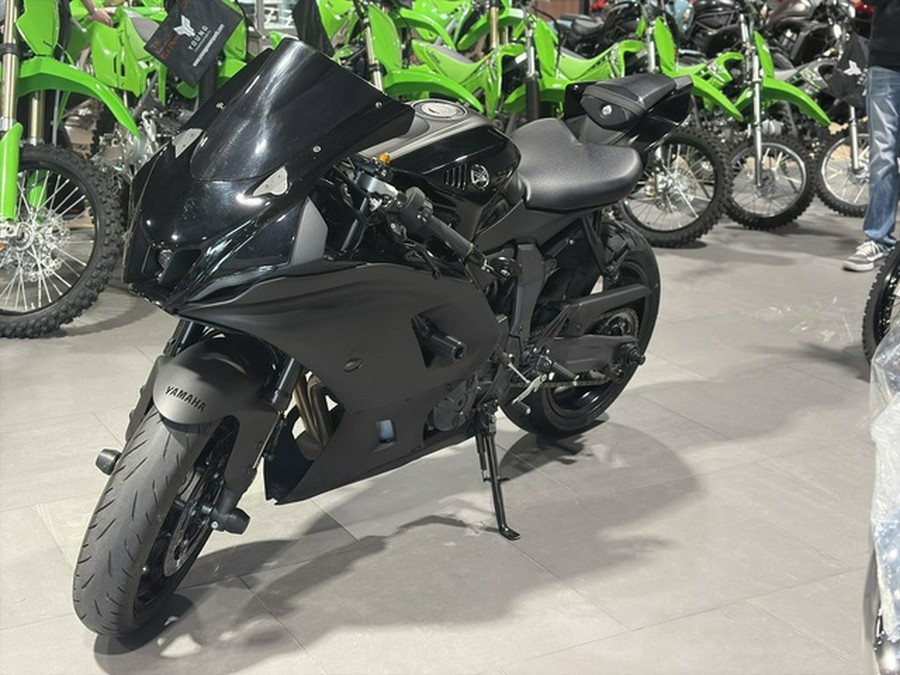2024 Yamaha YZF-R7