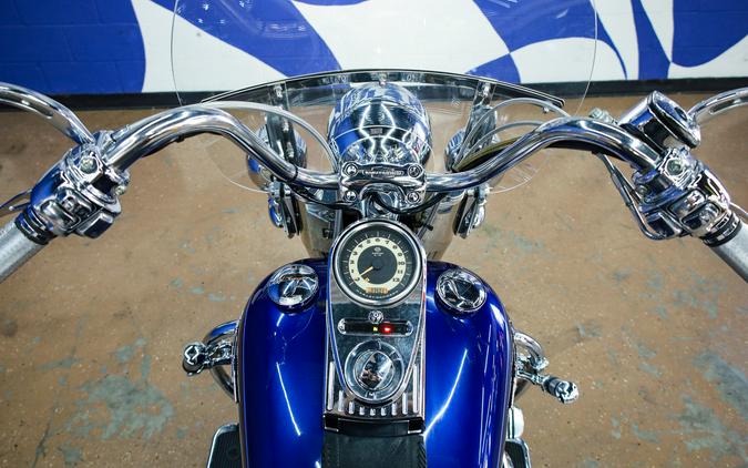 2006 SOFTAIL DELUXE - Harley-Davidson®