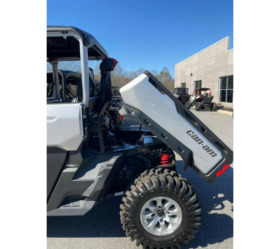 2024 Can-Am® Defender MAX X mr with Half-Doors HD10