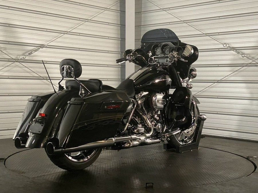 2012 Harley-Davidson® FLHXSE3 - CVO™ Street Glide®