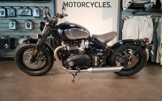 2023 Triumph Bonneville Bobber Chrome Edition Chrome / Jet Blac