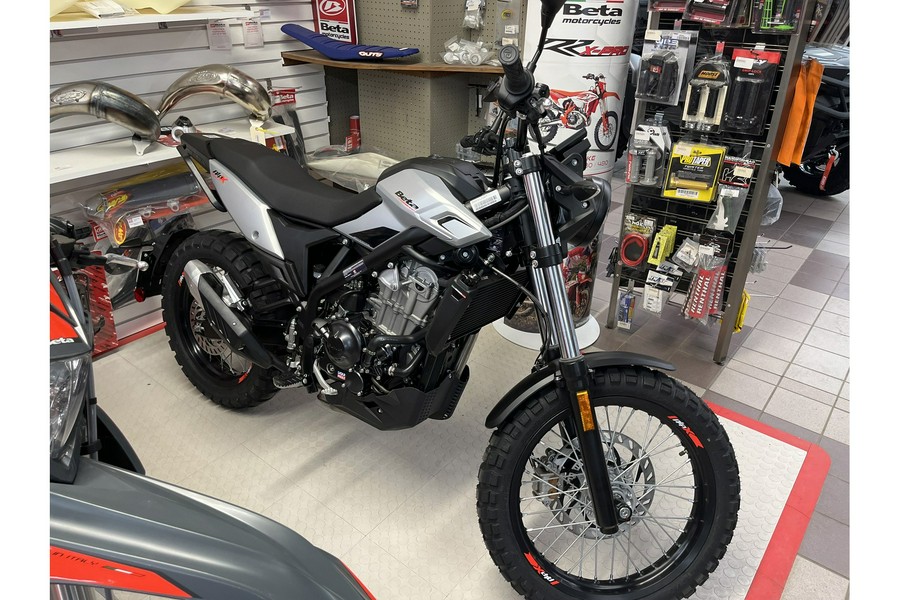 2026 Beta Motorcycles Alp X