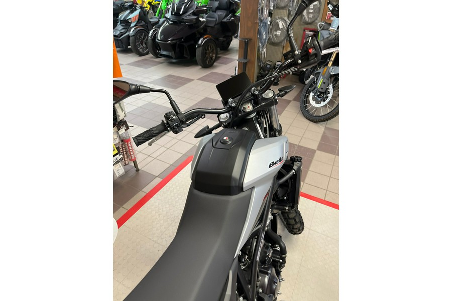 2026 Beta Motorcycles Alp X