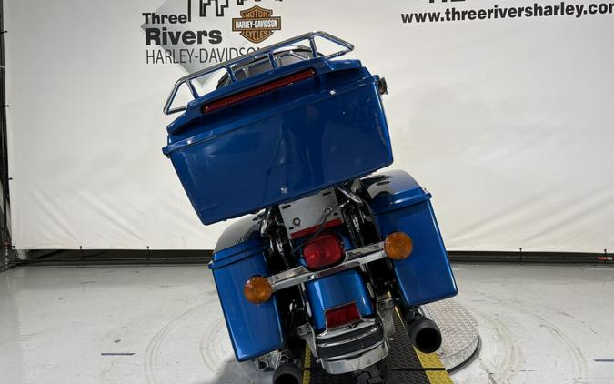 2006 Harley-Davidson® Electra Glide® Standard Blue Sunglo