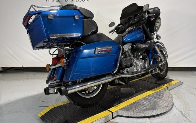 2006 Harley-Davidson® Electra Glide® Standard Blue Sunglo