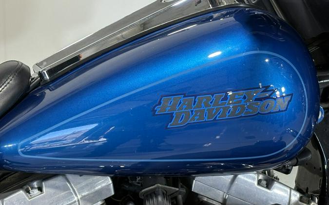 2006 Harley-Davidson® Electra Glide® Standard Blue Sunglo