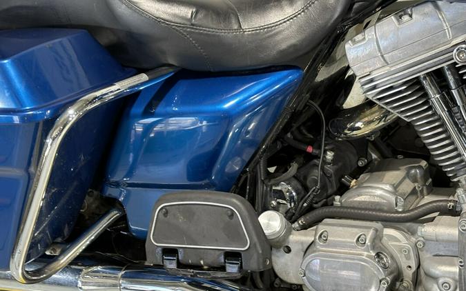 2006 Harley-Davidson® Electra Glide® Standard Blue Sunglo