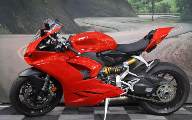 2023 Ducati Panigale V2 Ducati Red