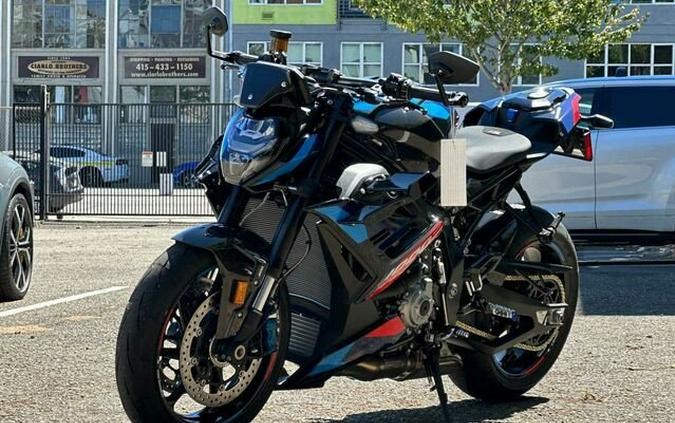 2024 BMW M 1000 R