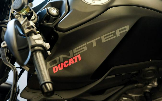 2025 Ducati Monster Dark Stealth