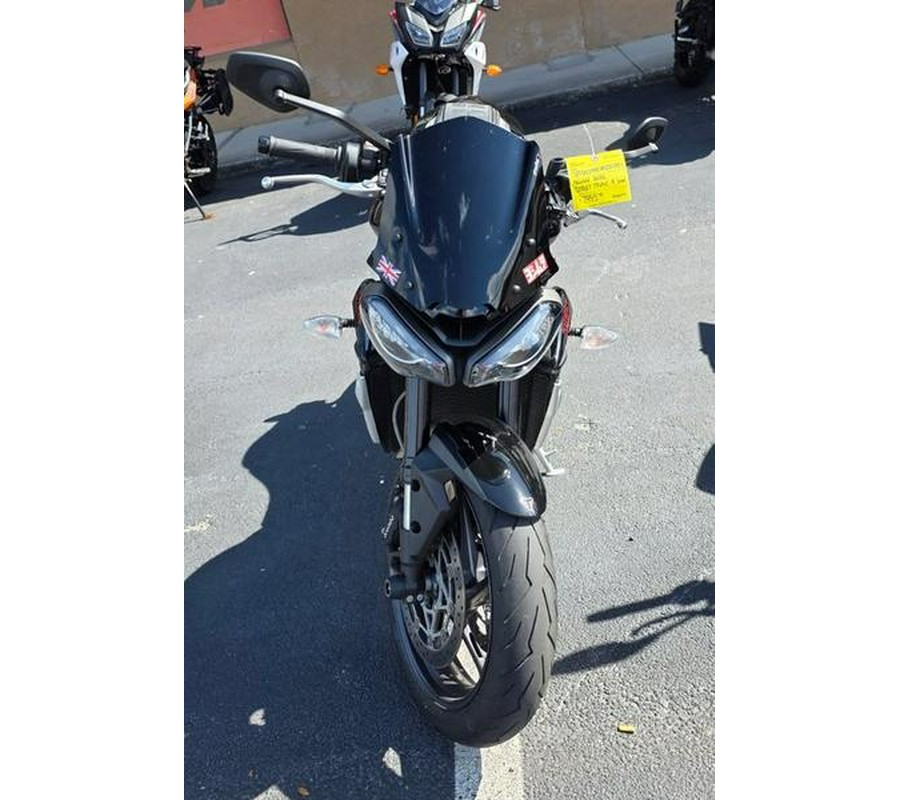 2022 Triumph Street Triple R Low Sapphire Black