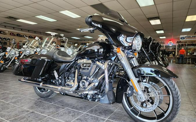 2021 Harley-Davidson® Street Glide FLHX