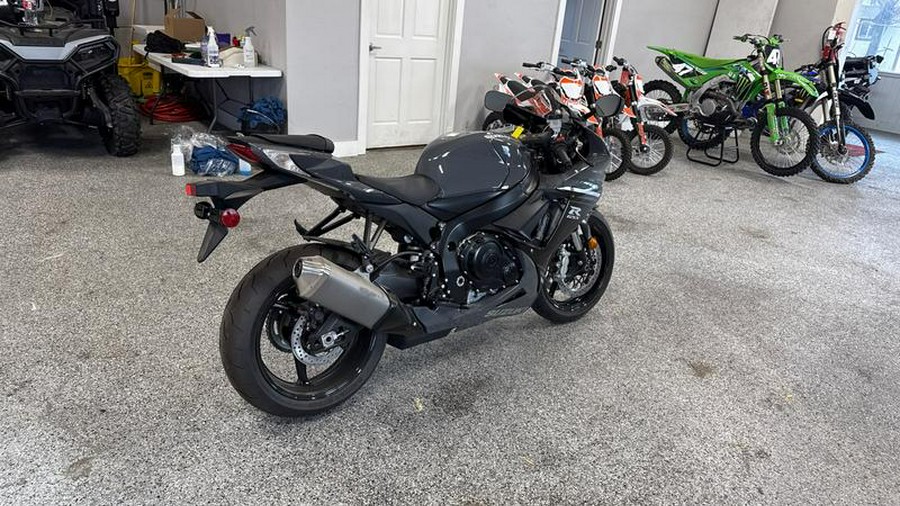 2025 Suzuki GSX-R600