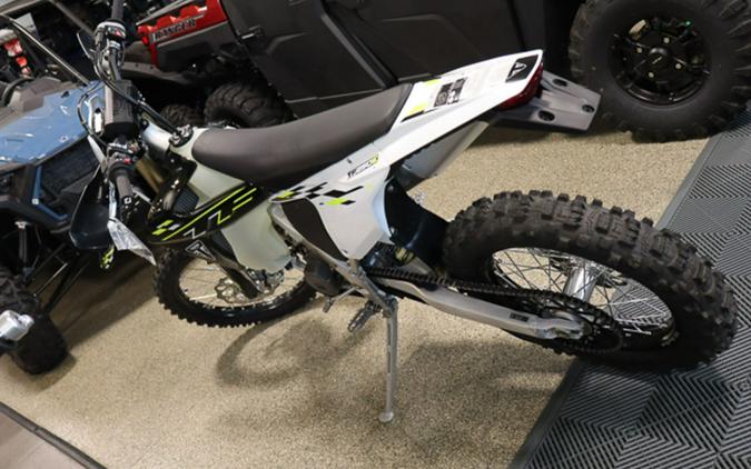 2026 Triumph TF 250-E Jet Black/Pure White