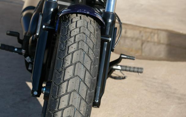 2025 INDIAN MOTORCYCLE SCOUT BOBBER LIMITED WITH TECHNOLOGY PACKAGE