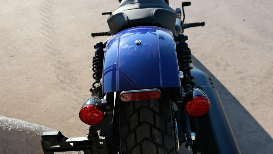 2025 INDIAN MOTORCYCLE SCOUT BOBBER LIMITED WITH TECHNOLOGY PACKAGE