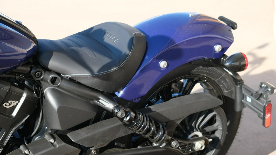 2025 INDIAN MOTORCYCLE SCOUT BOBBER LIMITED WITH TECHNOLOGY PACKAGE