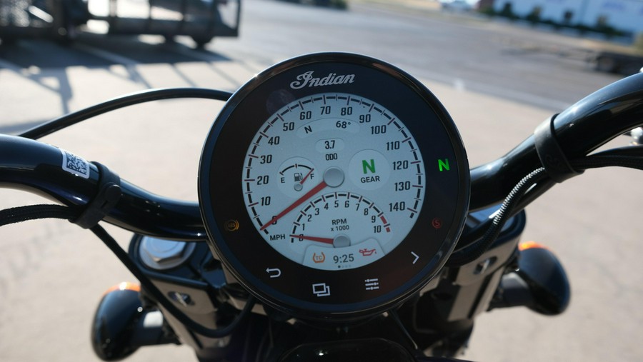 2025 INDIAN MOTORCYCLE SCOUT BOBBER LIMITED WITH TECHNOLOGY PACKAGE