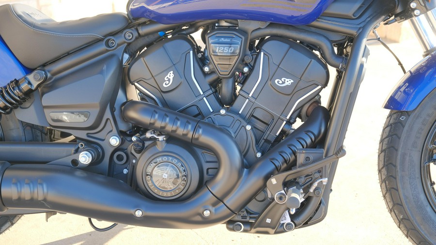 2025 INDIAN MOTORCYCLE SCOUT BOBBER LIMITED WITH TECHNOLOGY PACKAGE