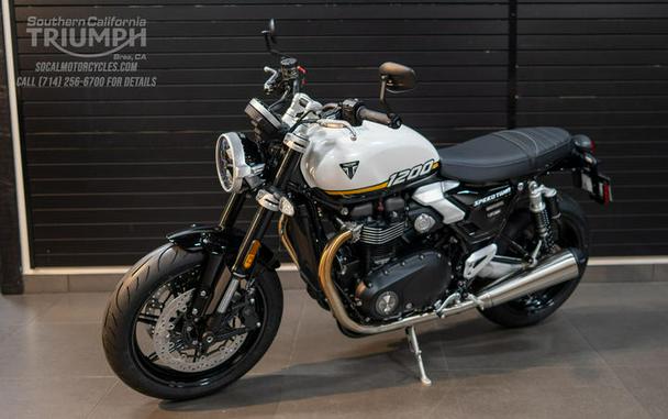 2026 Triumph Speed Twin 1200 Crystal White/Sapphire Black