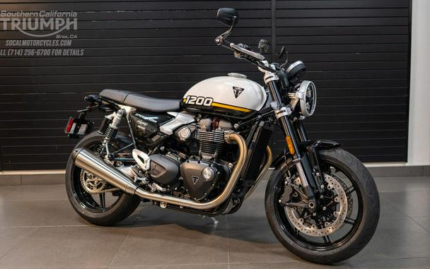 2026 Triumph Speed Twin 1200 Crystal White/Sapphire Black
