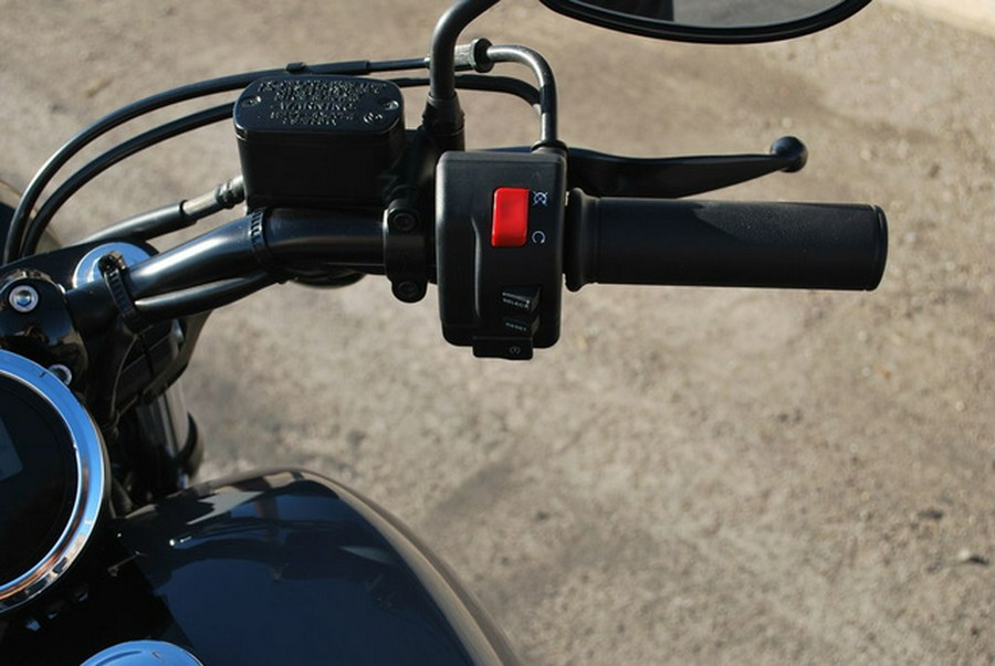 2022 Yamaha Bolt R-Spec
