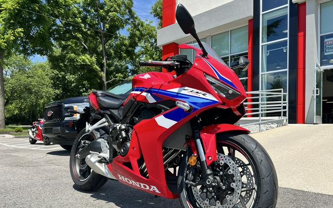 2026 Honda CBR650R E-Clutch