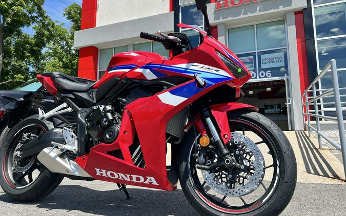 2026 Honda CBR650R E-Clutch